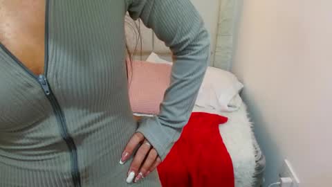 Cami online show from May 2026 01:13:01 AM