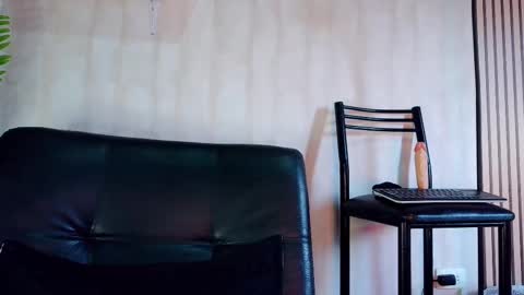 Snapshot of camilarose_oli chatting on January 2025 11:54:01 AM camilarose_oli online show from January 2025 11:54:01 AM