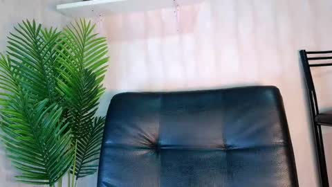 Snapshot of camilarose_oli chatting on January 2025 05:26:02 AM camilarose_oli online show from January 2025 05:26:02 AM