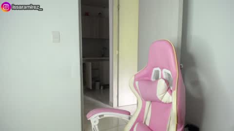 X IGcamiryan01 online show from June 2026 04:01:02 PM