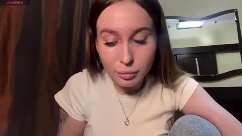 Snapshot of camilermon chatting on March 2026 02:12:02 PM Miki online show from March 2026 02:12:02 PM