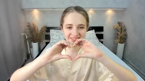 Camilla online show from October 2025 01:17:01 AM