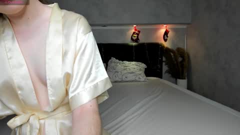 Camilla online show from December 2025 01:11:02 AM