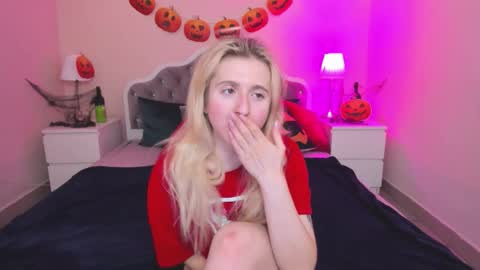 camilladreamer online show from October 2025 05:52:01 PM