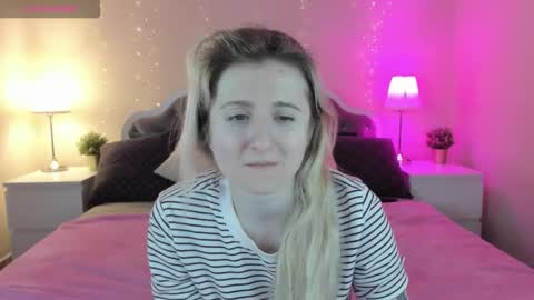 camilladreamer online show from February 2026 06:35:01 PM