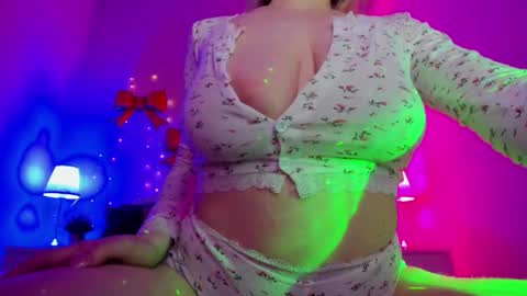 camilladreamer online show from March 2026 05:51:01 PM