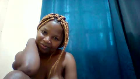 Snapshot of camillah_sweet chatting on February 2026 08:10:01 AM camillah_sweet online show from February 2026 08:10:01 AM