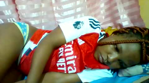 camillah_sweet online show from April 2026 07:09:02 PM