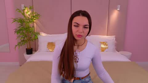 Snapshot of camillalarson chatting on March 2025 03:00:01 AM Camilla online show from March 2025 03:00:01 AM