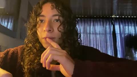  Camille   online show from February 2025 03:32:01 PM