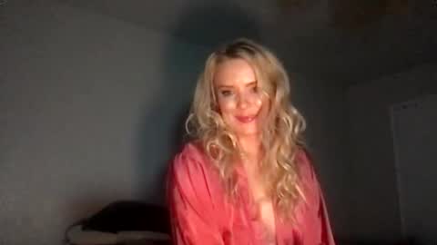 Snapshot of camilleclairexo chatting on April 2026 07:36:01 AM camilleclairexo online show from April 2026 07:36:01 AM