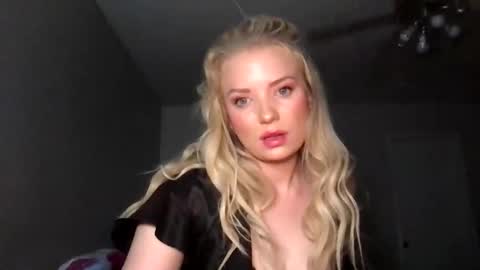 Snapshot of camilleclairexo chatting on April 2026 06:58:02 AM camilleclairexo online show from April 2026 06:58:02 AM