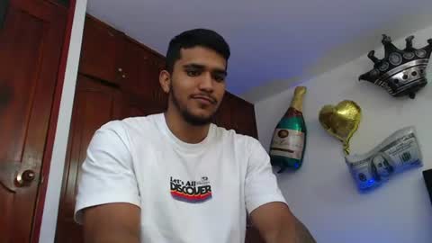 Snapshot of camilo_contre21 chatting on July 2026 07:27:02 PM camilo_contre21 online show from July 2026 07:27:02 PM