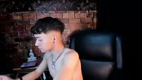 Snapshot of camilo_konor chatting on February 2026 12:04:01 PM CAMI online show from February 2026 12:04:01 PM