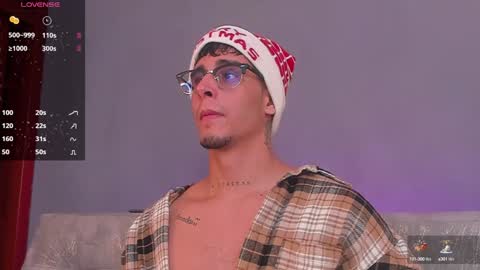 Snapshot of camilo_ospina_ chatting on December 2024 05:38:01 AM INDEPENDENT MODEL online show from December 2024 05:38:01 AM