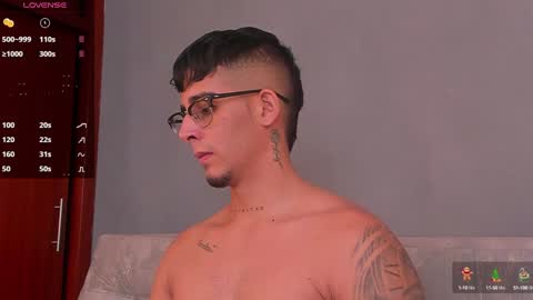 Snapshot of camilo_ospina_ chatting on December 2024 02:14:02 AM INDEPENDENT MODEL online show from December 2024 02:14:02 AM