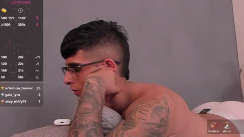 Snapshot of camilo_ospina_ chatting on December 2024 06:14:01 AM INDEPENDENT MODEL online show from December 2024 06:14:01 AM