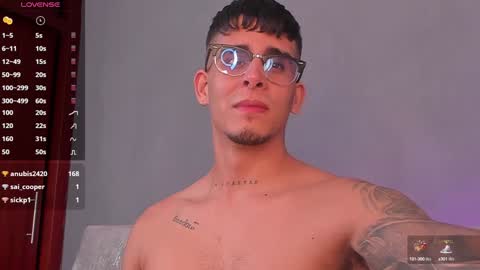 Snapshot of camilo_ospina_ chatting on January 2025 01:49:01 AM INDEPENDENT MODEL online show from January 2025 01:49:01 AM