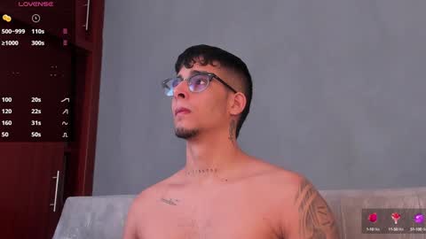 Snapshot of camilo_ospina_ chatting on January 2025 07:07:01 AM INDEPENDENT MODEL online show from January 2025 07:07:01 AM