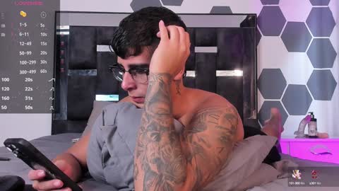 Snapshot of camilo_ospina_ chatting on February 2025 03:07:01 PM INDEPENDENT MODEL online show from February 2025 03:07:01 PM