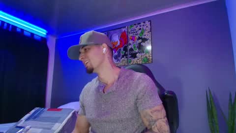 Snapshot of camiloalvarezzz3 chatting on November 2025 01:07:02 PM CAMILO online show from November 2025 01:07:02 PM