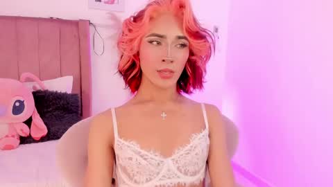 Snapshot of camilodoumit chatting on October 2025 04:39:01 PM CamiloDoumit online show from October 2025 04:39:01 PM