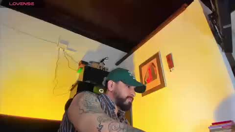 Snapshot of camilomayer chatting on September 2025 03:56:02 PM Camilo online show from September 2025 03:56:02 PM