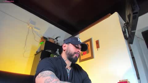 Snapshot of camilomayer chatting on September 2025 01:02:01 PM Camilo online show from September 2025 01:02:01 PM