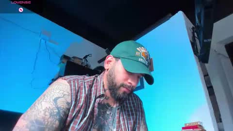 Snapshot of camilomayer chatting on September 2025 04:53:02 PM Camilo online show from September 2025 04:53:02 PM