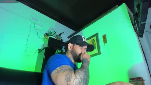 Snapshot of camilomayer chatting on September 2025 01:05:02 PM Camilo online show from September 2025 01:05:02 PM