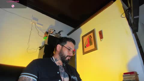 Snapshot of camilomayer chatting on September 2025 05:29:02 PM Camilo online show from September 2025 05:29:02 PM