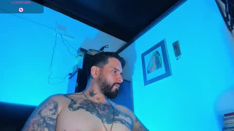 Snapshot of camilomayer chatting on October 2025 05:54:02 PM Camilo online show from October 2025 05:54:02 PM