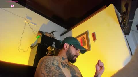 Snapshot of camilomayer chatting on October 2025 05:04:02 PM Camilo online show from October 2025 05:04:02 PM