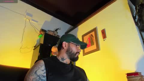 Snapshot of camilomayer chatting on November 2025 05:01:02 PM Camilo online show from November 2025 05:01:02 PM