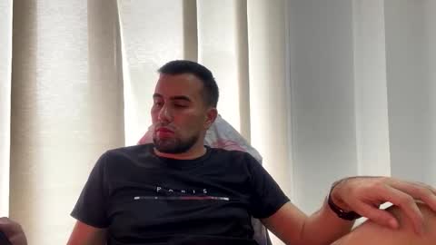 camilor_30 online show from May 2026 04:59:01 PM