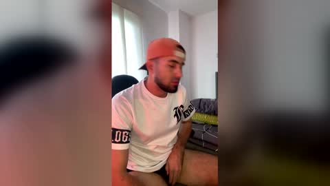 camilor_30 online show from May 2026 12:46:01 PM