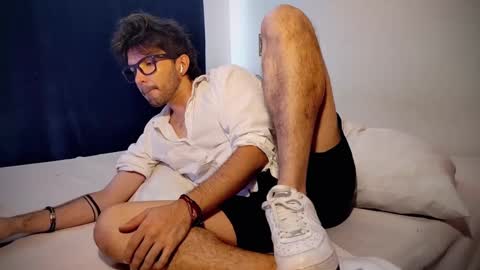 camilo online show from February 2025 04:04:02 PM