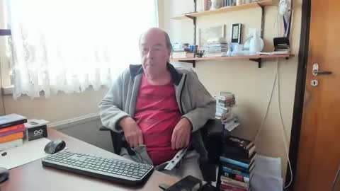 Cammee online show from February 2025 12:02:02 PM