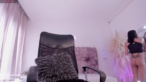 Snapshot of cammile_cole chatting on January 2025 07:00:02 PM Laura Camila online show from January 2025 07:00:02 PM