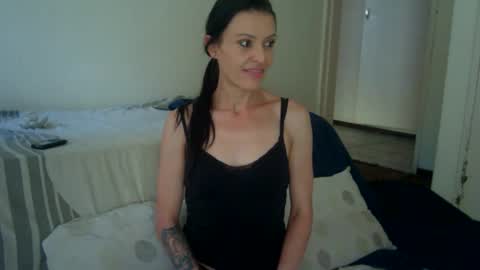 Snapshot of camren777 chatting on February 2026 02:31:02 PM Camren online show from February 2026 02:31:02 PM