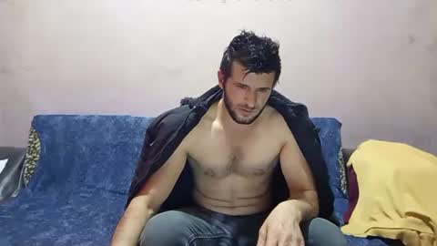 Snapshot of camshow22cm chatting on January 2026 07:52:02 PM FREMAN online show from January 2026 07:52:02 PM