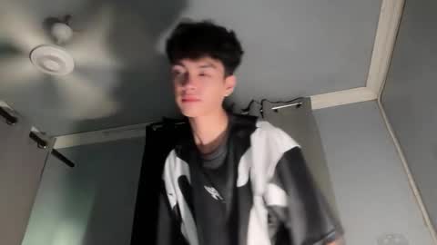 Snapshot of camwithethan chatting on January 2026 04:31:02 PM Ethan online show from January 2026 04:31:02 PM