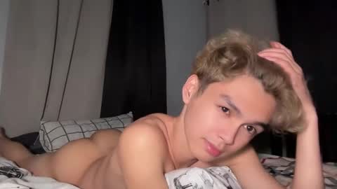 Snapshot of camwithethan chatting on February 2026 09:19:02 AM Ethan online show from February 2026 09:19:02 AM