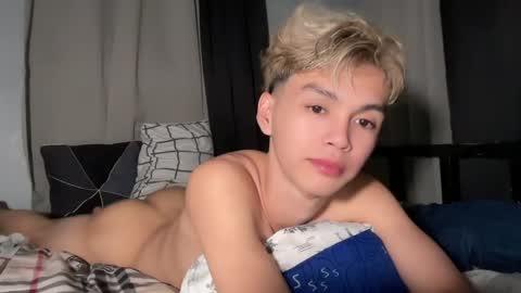 Snapshot of camwithethan chatting on February 2026 09:54:01 AM Ethan online show from February 2026 09:54:01 AM