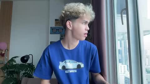 Snapshot of camwithethan chatting on March 2026 05:22:01 AM Ethan online show from March 2026 05:22:01 AM