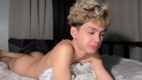 Snapshot of camwithethan chatting on April 2026 03:15:02 PM Ethan online show from April 2026 03:15:02 PM