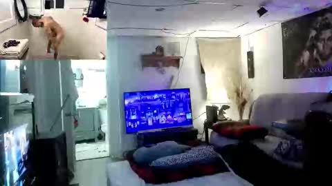 Snapshot of canadaguuy78 chatting on April 2026 03:26:02 AM CanadaGuy1978 online show from April 2026 03:26:02 AM