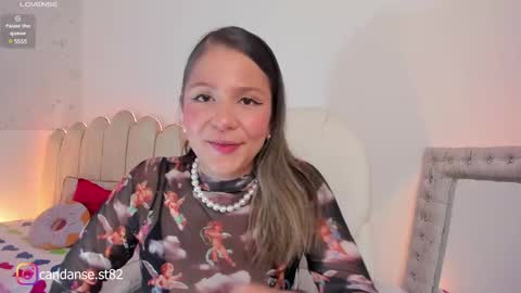 Candase online show from January 2025 09:42:01 PM