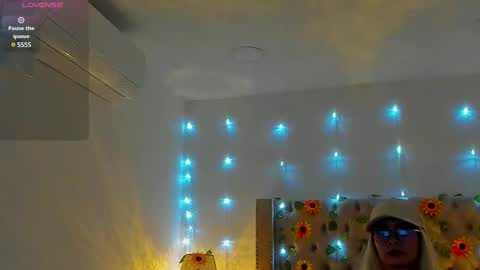 Snapshot of candiegilson__ chatting on March 2025 11:40:02 AM Candie online show from March 2025 11:40:02 AM