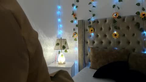 Snapshot of candiegilson__ chatting on September 2025 11:43:01 AM Candie online show from September 2025 11:43:01 AM